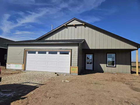 919 N Forestview St, Wichita, KS 67235