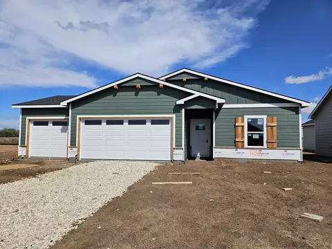 936 N Forestview St, Wichita, KS 67235
