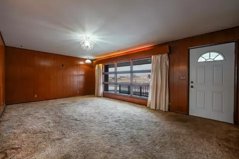 Living - 111 S Jefferson St, Eureka, KS 67045 photo 2 of 4