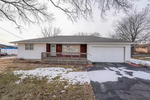 111 S Jefferson St, Eureka, KS 67045