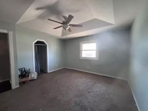 703 Heidi Ln, Mulvane, KS 67110 photo 2