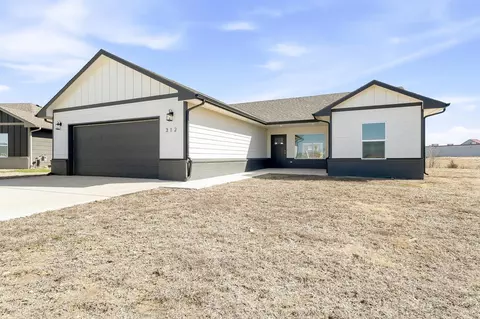 312 Deer Run Ave, El Dorado, KS 67042
