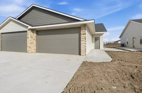 17130-32 W Lawson Cir, Goddard, KS 67052