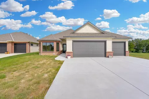 369 N Jackson Heights Ct, Wichita, KS 67206