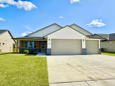 5408 N Toben Ct, Bel Aire, KS 67226