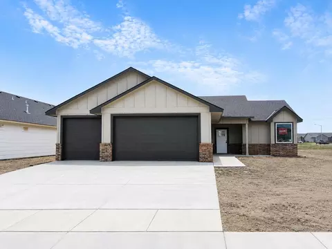 5404 N Toben Ct, Bel Aire, KS 67226