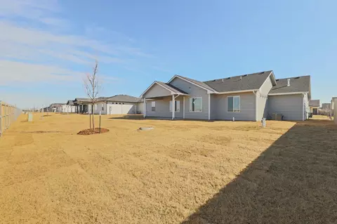 Exterior - 596 W Long Path Ct, Goddard, KS 67052 photo 6 of 7