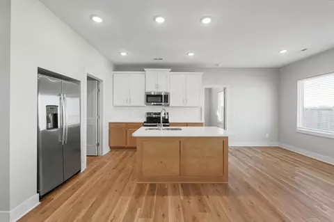 Kitchen - 596 W Long Path Ct, Goddard, KS 67052 photo 1 of 2