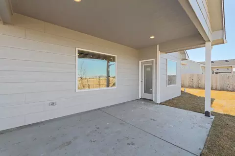 Exterior - 596 W Long Path Ct, Goddard, KS 67052 photo 4 of 7