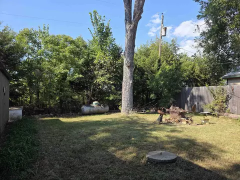 Exterior - 407 Y50, Fall River, KS 67047 photo 2 of 7