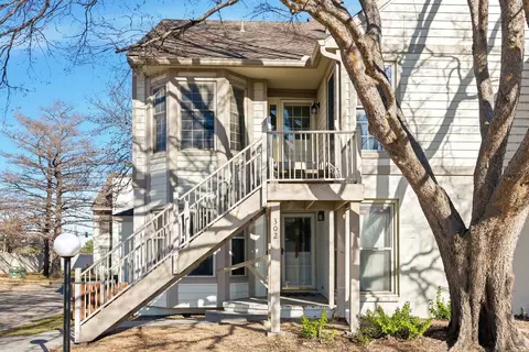 8018 E Woodspring Way # 301, Wichita, KS 67226