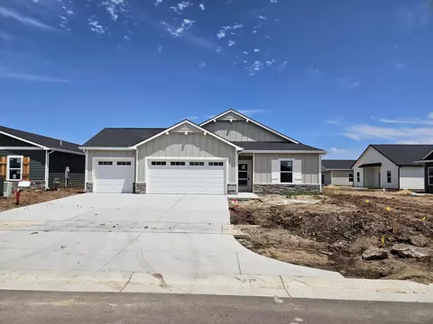 932 N Forestview St, Wichita, KS 67235