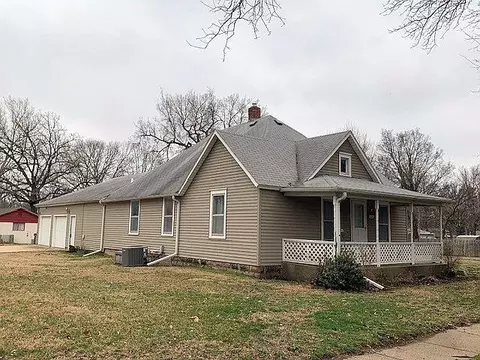 424 N Nelson St, Bennington, KS 67422