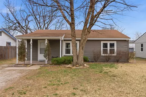 810 N Anna St, Wichita, KS 67212