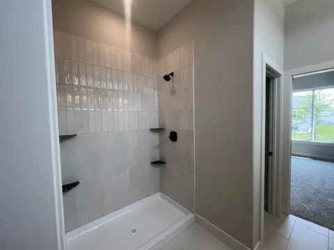 Bath - 4989 N Emerald Ct, Maize, KS 67101 photo 1 of 2