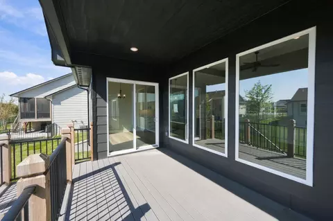 Exterior - 4989 N Emerald Ct, Maize, KS 67101 photo 5 of 6