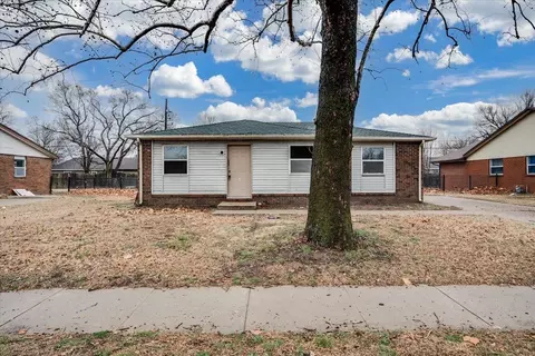 1507 E Del Mar St, Wichita, KS 67216