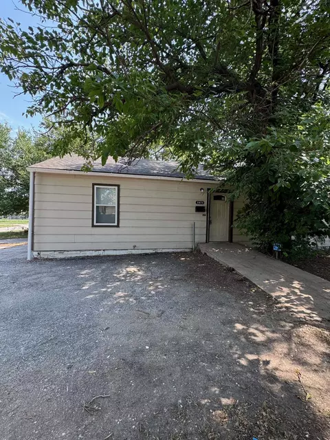2673 S Holyoke St #2675 S HOLYOKE ST, Wichita, KS 67210