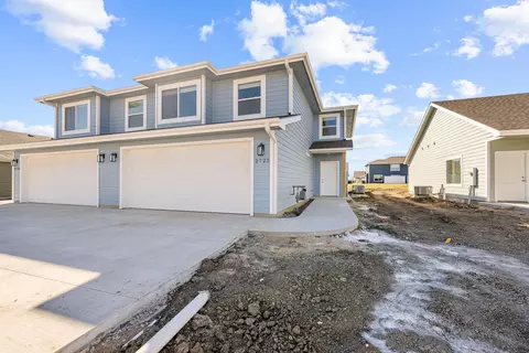 2722 Amelia Ln, Salina, KS 67401