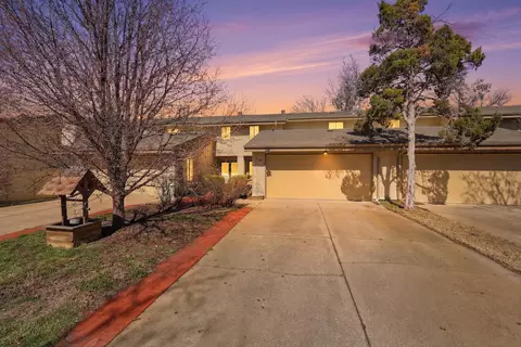 8201 E Harry #103, Wichita, KS 67207