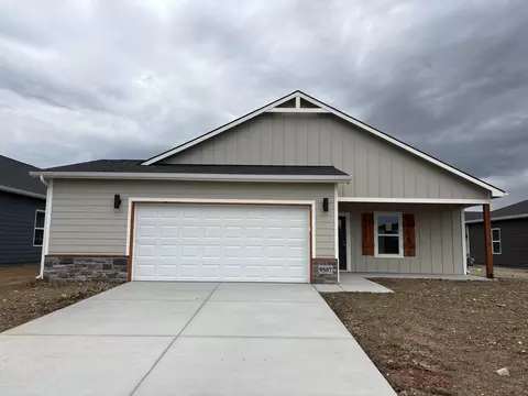 9507 E Hurst St, Wichita, KS 67210