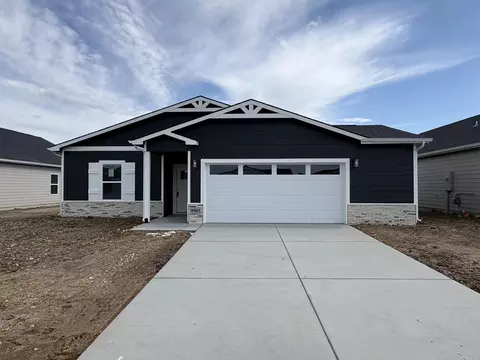 9503 E Hurst St, Wichita, KS 67210