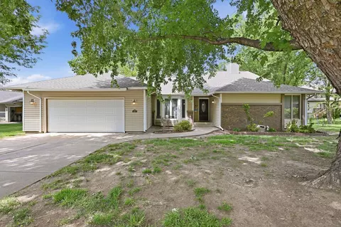 519 S Partridge Ln, Derby, KS 67037