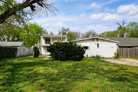 443 N Doris, Wichita, KS 67212