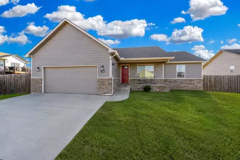 4508 S Flora St, Wichita, KS 67215