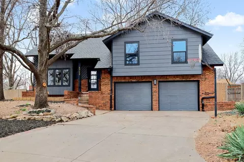 6729 W Loconia Cir, Wichita, KS 67209