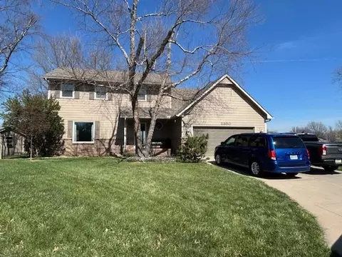 11850 W Rolling Hills Ct, Wichita, KS 67212