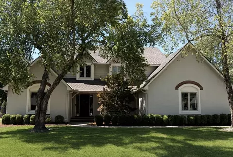2903 N Cypress, Wichita, KS 67226