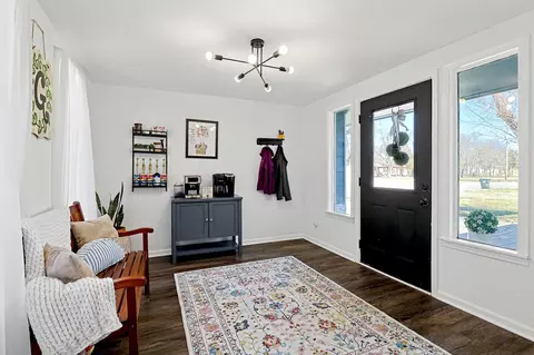 Entry Way - 317 E 6th St, Halstead, KS 67056 photo 1 of 1