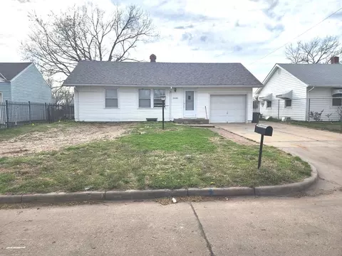 2645 S Mead St, Wichita, KS 67216
