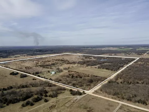3086 Saddle Rd, Elk City, KS 67344