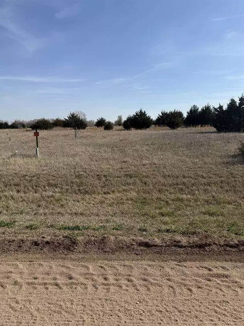 1673 W Bryce Dr, Milton, KS 67106 photo 6
