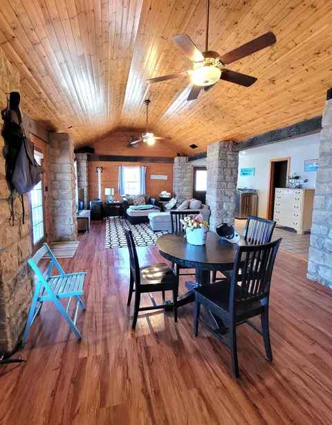Dining - 104 Eureka Lake Rd, Eureka, KS 67045 photo 1 of 1
