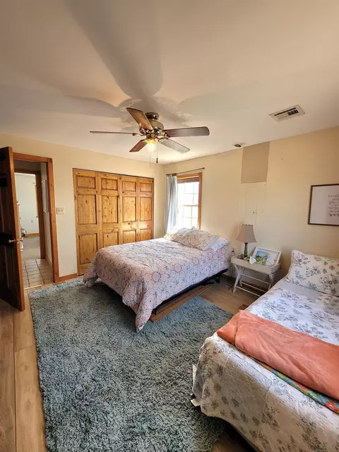 Bedroom - 104 Eureka Lake Rd, Eureka, KS 67045 photo 3 of 4