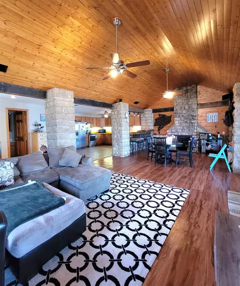 Living - 104 Eureka Lake Rd, Eureka, KS 67045 photo 2 of 2
