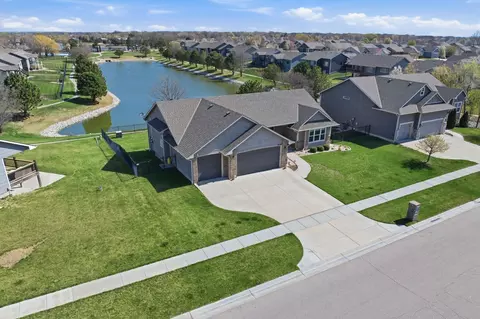2634 S Lark Ln, Wichita, KS 67215