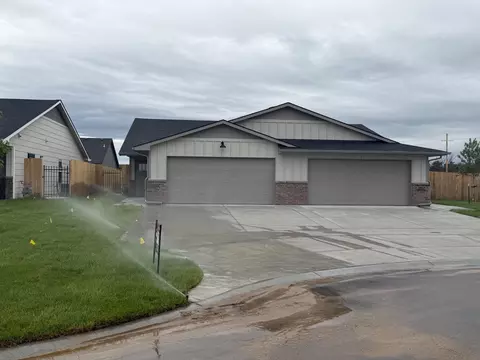 2857 S Cedar Crest Ct UNIT 200, Wichita, KS 67215