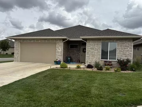744 N Thornton Ct, Wichita, KS 67235