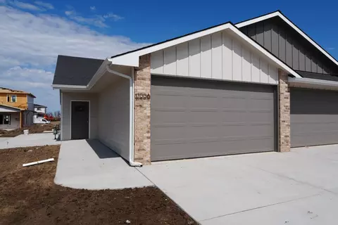 17008 W Lawson St, Goddard, KS 67052