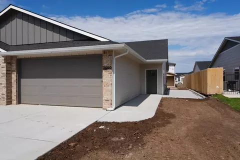 17006 W Lawson St, Goddard, KS 67052
