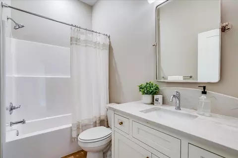 Bath - 9642 W Cedar Ln, Maize, KS 67101 photo 3 of 5