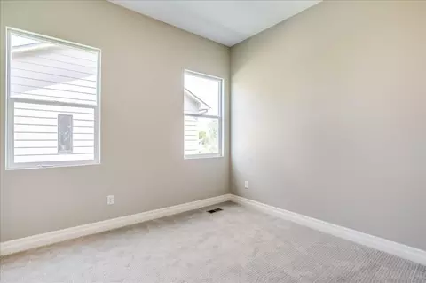 Bedroom - 9642 W Cedar Ln, Maize, KS 67101 photo 3 of 7
