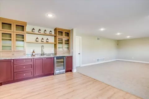 Living - 9642 W Cedar Ln, Maize, KS 67101 photo 6 of 9