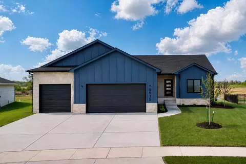 5515 N St Paul St, Wichita, KS 67204
