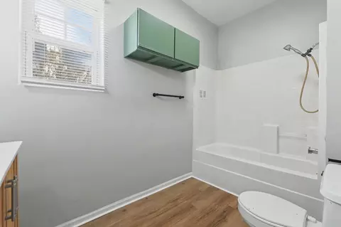 Bath - 206 Pine St, Halstead, KS 67056 photo 1 of 1