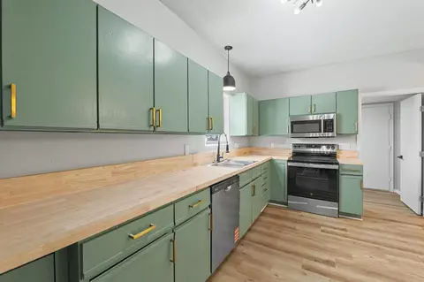 Kitchen - 206 Pine St, Halstead, KS 67056 photo 2 of 4